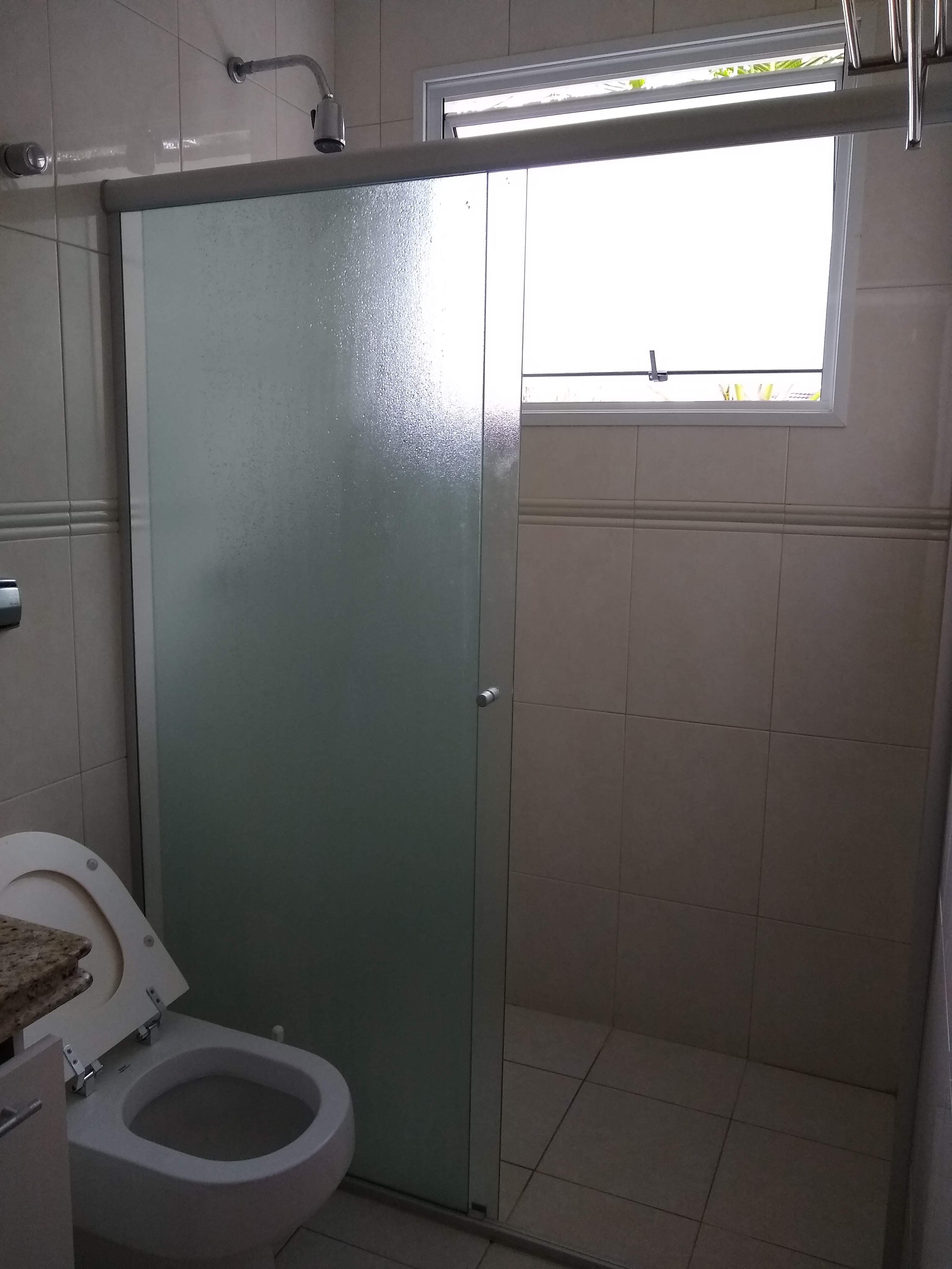 Sobrado com amplo gramado - foto 17